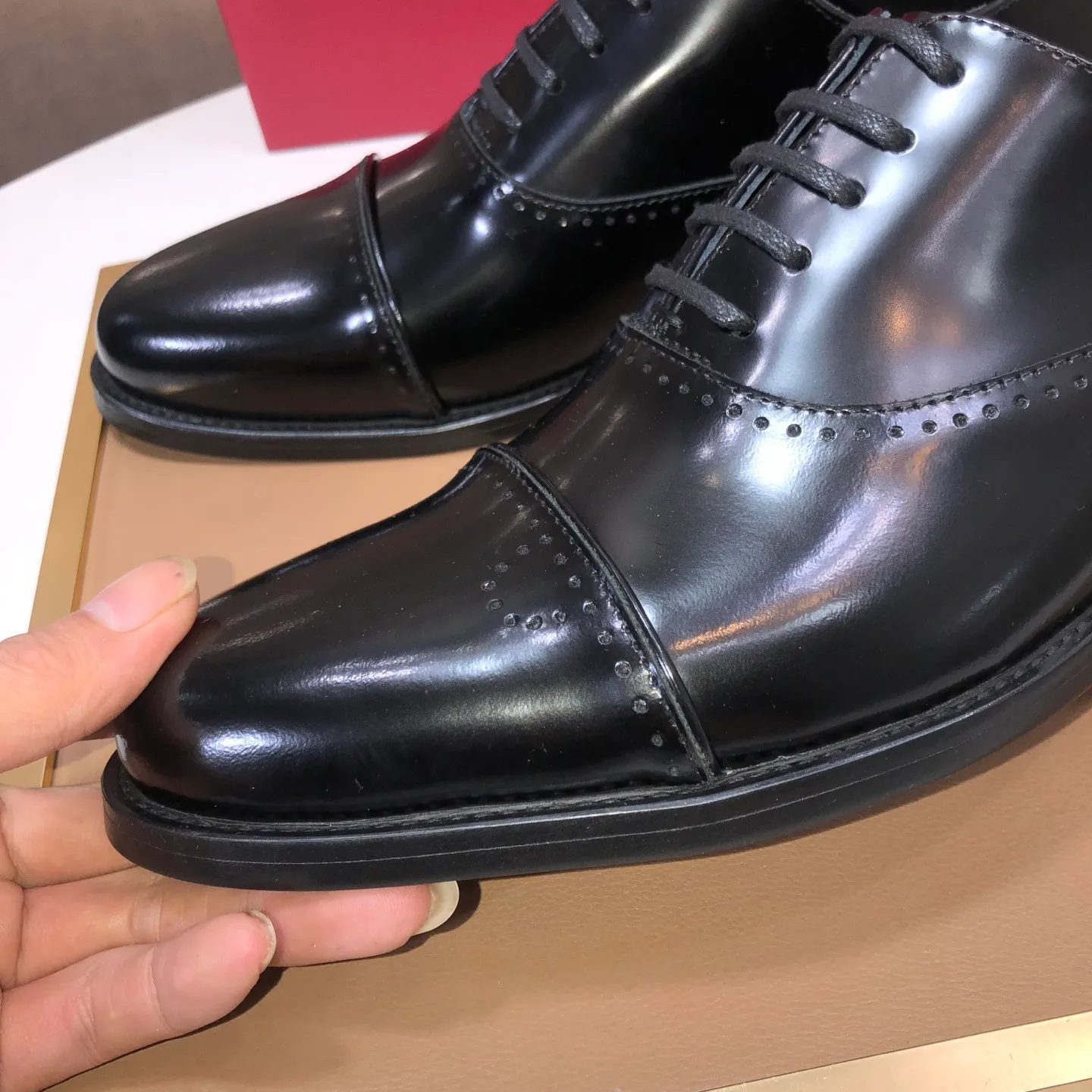 Men's shoes 💰540💰 [Ferragamo/Ferragamo] The latest model from the counter. Original imported high-quality cowhide with open sides + imported 🐂 cowhide lining + original luxury metal buckle + original combination outsole. Comparison is stress-free 38–45 (45 is custom-made and cannot be returned or exchanged)
